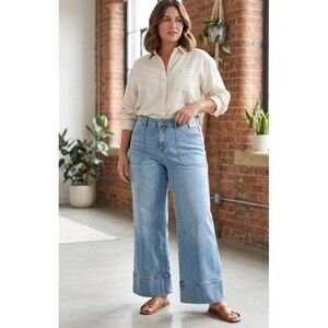 Allimy 16 Wide Leg Patch Pocket Flare Jeans Light Wash Retro High Rise